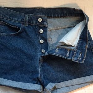 NWOT JOHN GALT (Brandy Melville) denim shorts
